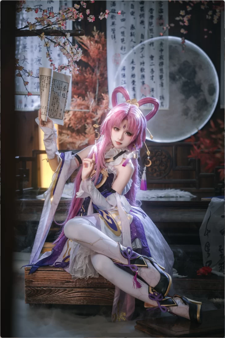 国产coser 花柒Hana – 全套40期&随包视频10.11更新【795P+6.7G】