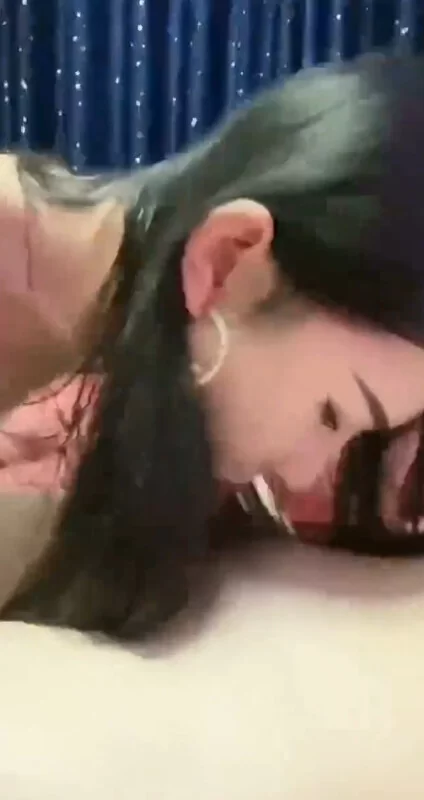 肛交 黑絲高顔值僞娘 深喉吃雞 上位啪啪 把小哥哥伺候的舒舒【2+630MB】