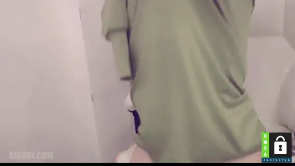 直播 Stripchat烈焰红唇紧致肌肤小蛮腰少女「San_San」【1+1.6G】