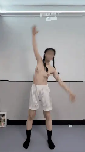 自拍 [精品]人气大三学妹[小乔（以安）]长视频定制拉升操【1V+133M】