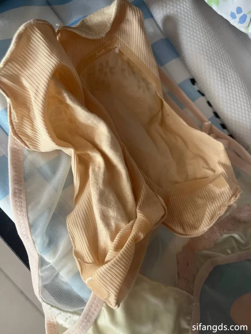 自拍 ❤️[扫楼打胶]扫楼打胶同好内部交流群分享【88v+1.1G】