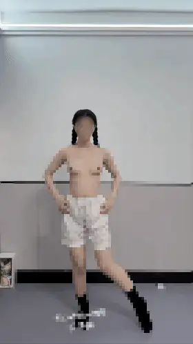 自拍 [精品]人气大三学妹[小乔（以安）]长视频定制拉升操【1V+133M】