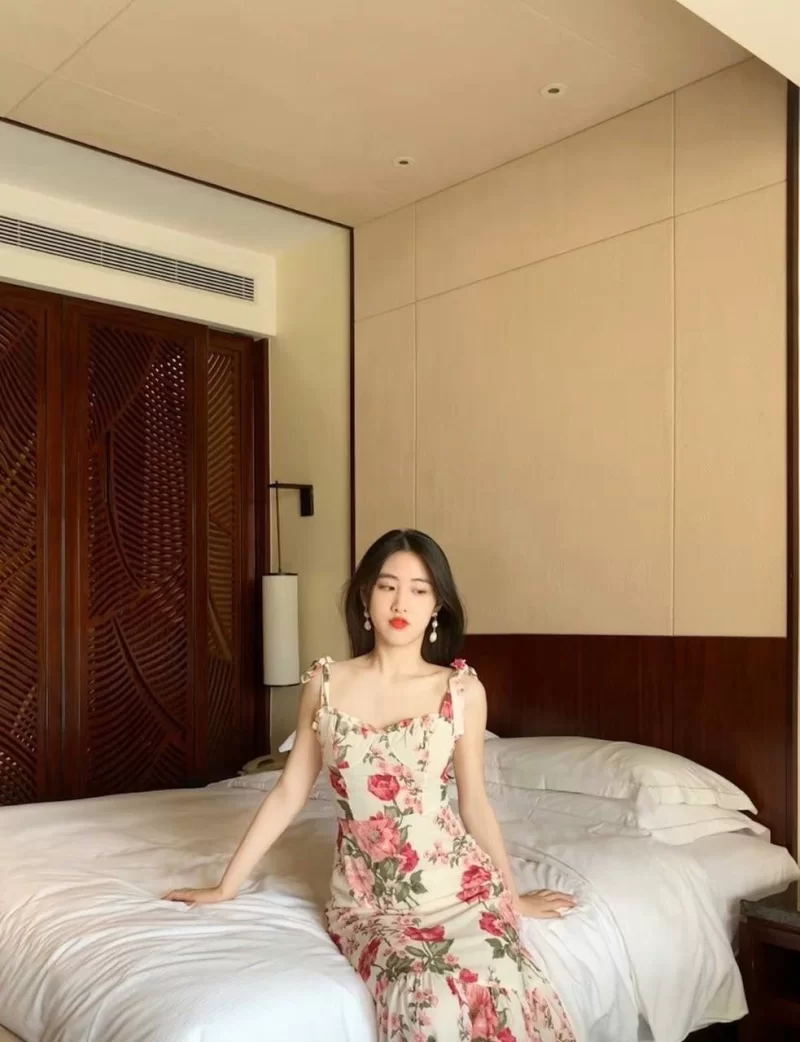 自拍 男友泄密⏩极品骚货幼师彭恋雅等多位美女【108v+174p+4.4g】