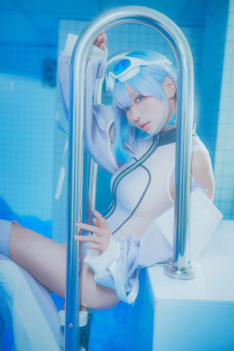 Cosplay ElyEE子 Vol.162 2025年06月订阅合集 [105P11V-290MB][百度网盘]【105P11V+290M】