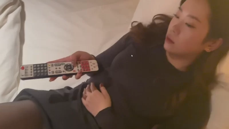 熟女少妇 黑丝熟女少妇偷情【1v+1g】
