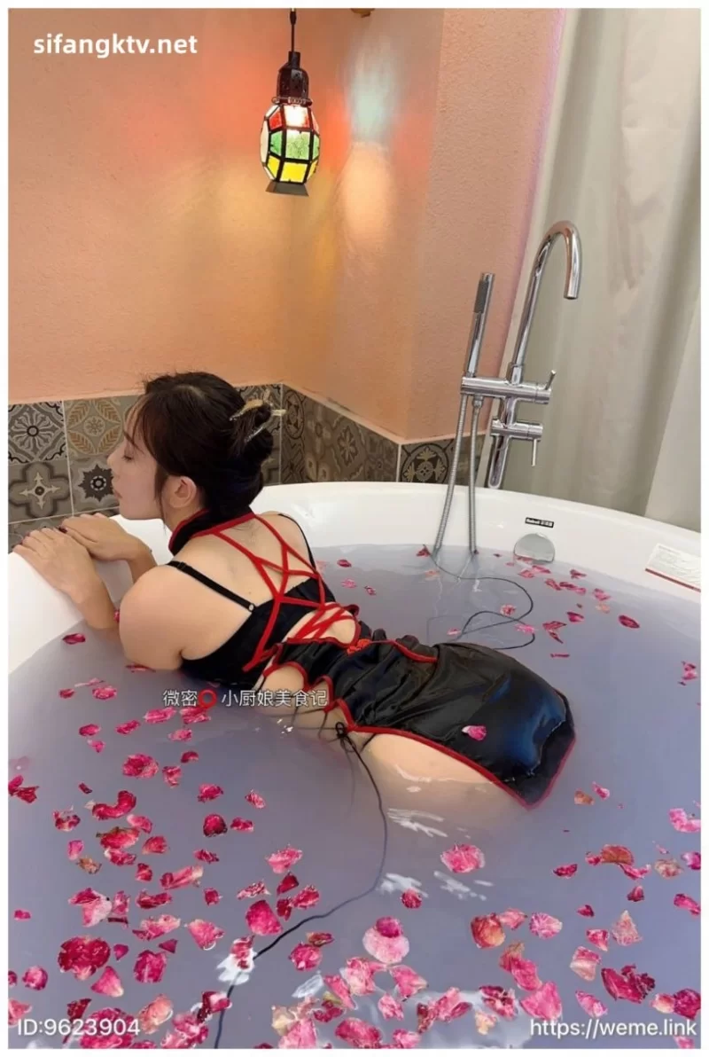 福利姬 抖音巨乳网红反差婊小厨娘美食记性感视频合集曝光【2v+324m】