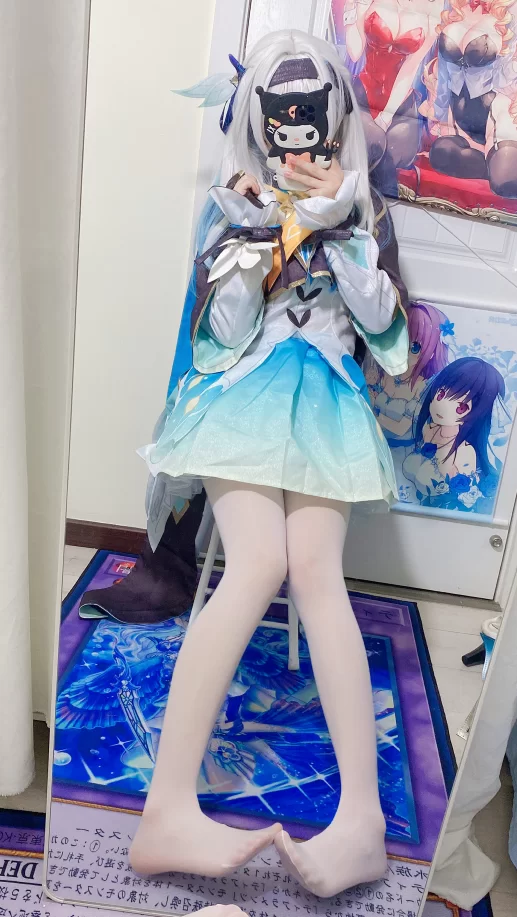 美腿/足控 白栎Shirly_星铁 流萤 [76P+11V]【76P+11V+1.1g】