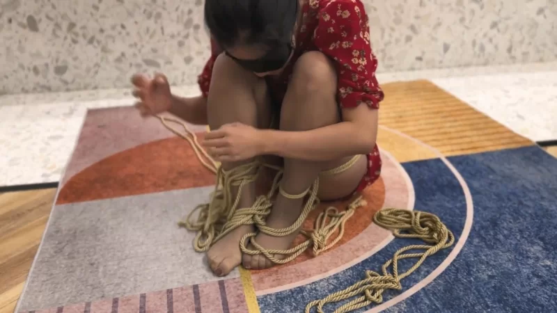 SM zhangyang - 周末调教纪实【1V+829MB】