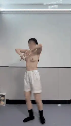 自拍 [精品]人气大三学妹[小乔（以安）]长视频定制拉升操【1V+133M】