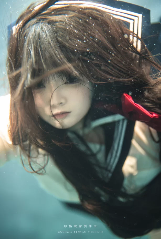 美腿/足控 落落Raku_水泳馆 [58P+1V]【58P+1V+1.1g】