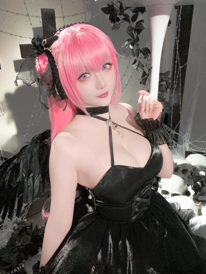 Cosplay 星之迟迟_桃乐丝 [80P]【80P+650m】