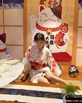 美女御姐 被人包養的山西财經大學大二學生顔值極高十分清純可愛【2+1283MB】