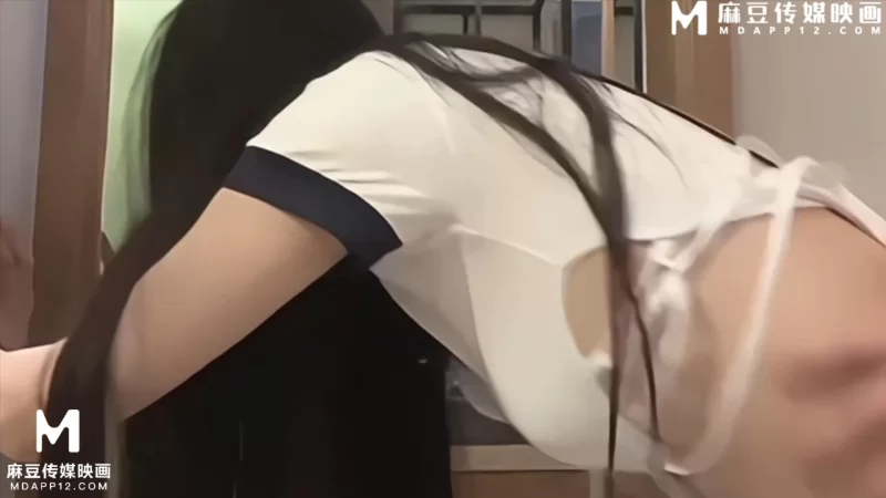福利姬 极品颜值身材18岁艺考生的献祭❤️为名次贡献自己的初夜【1+2g】