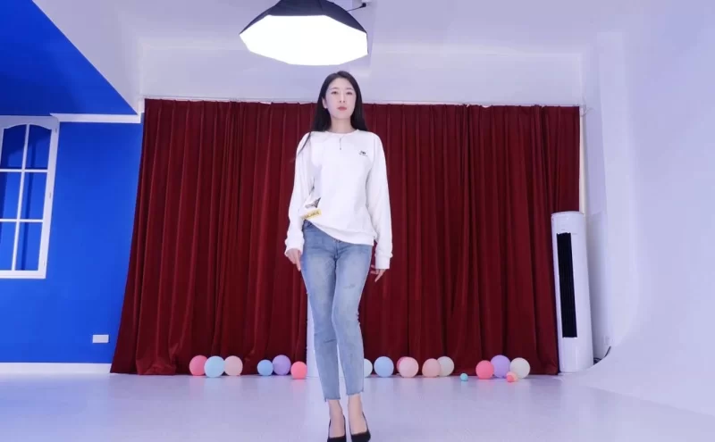 自拍 美女裸体有氧健身操【3V+607M】