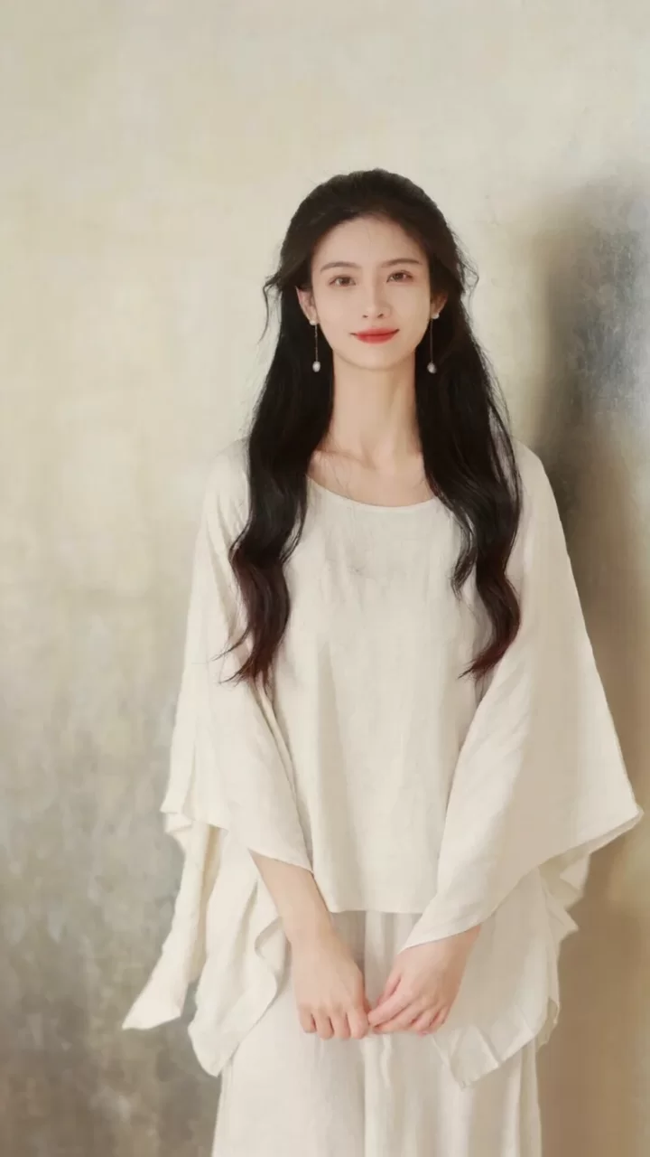 有撸点 小红书美女去衣小视频4秒【100视频+500mb】