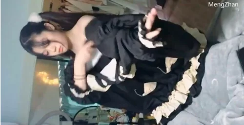 福利姬 双马尾洛丽塔丰满 轻度坦克开起来真耗油【1+1.1G】