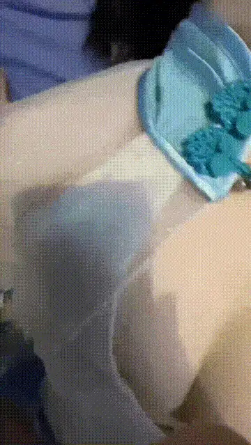 合法萝莉 白虎萝莉少女cos公孙离给男友吃鸡巴 无毛小穴被大鸡巴疯【2+1350MB】