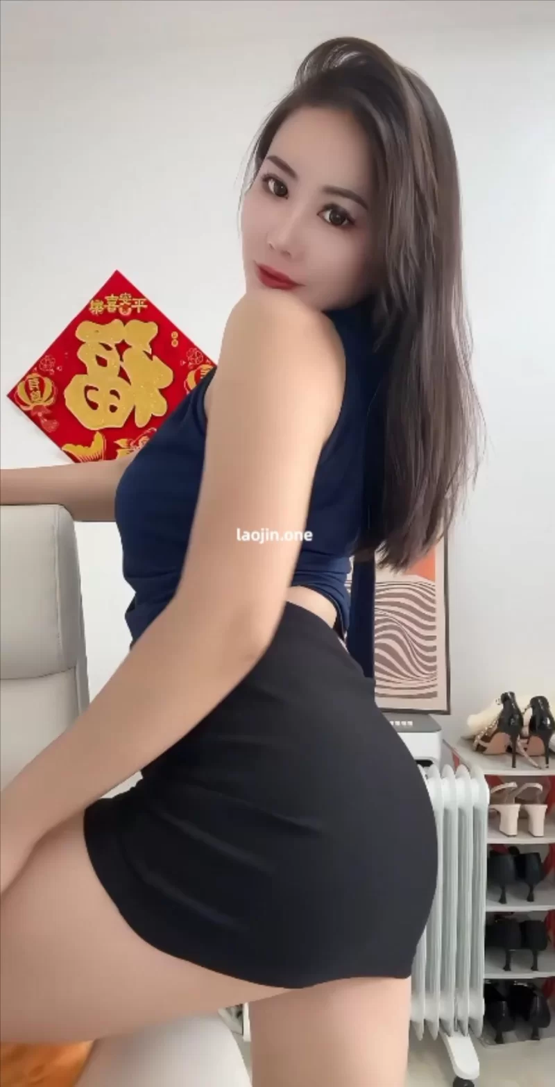 国产主播 [快手福利]丝袜美腿御姐，人气小网红，[美少妇]【1+1.4G】