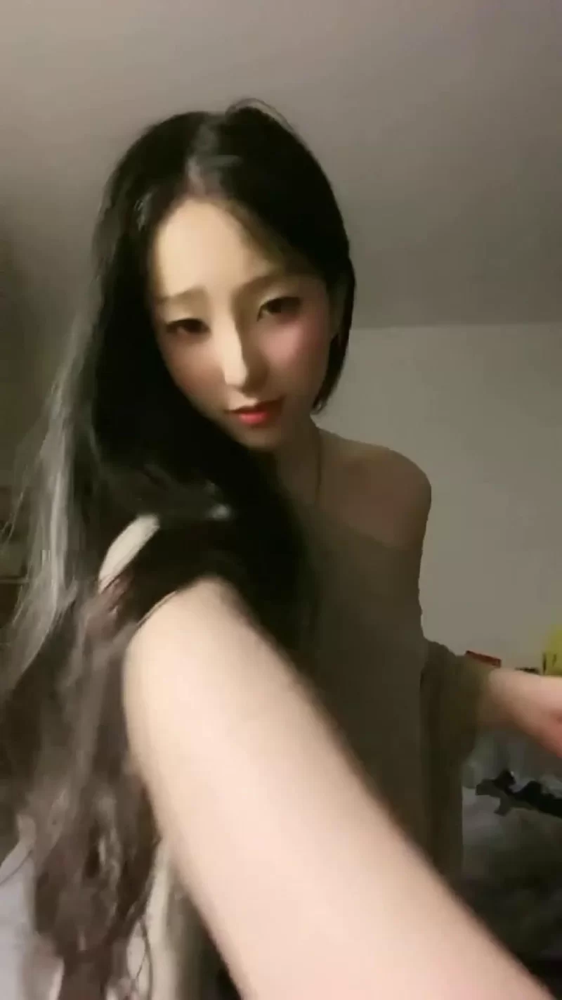 美女御姐 舞蹈老师幻儿 1v1 假几把调教【1V+1.7G】