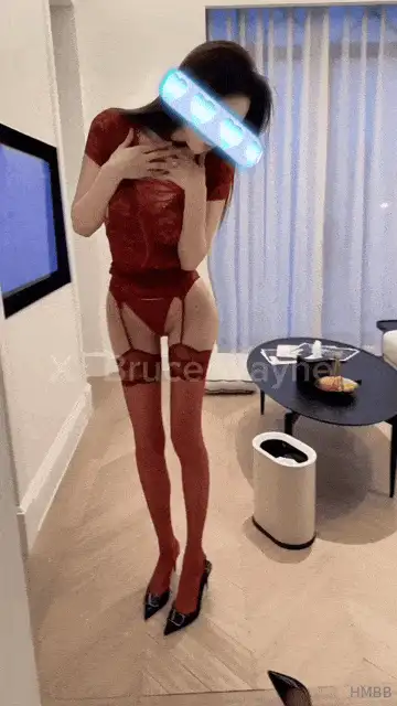 福利姬 丝袜高跟美腿名媛网黄主人的玩具「海绵宝宝」「小海绵」OF大尺度性爱私拍【1+3.3G】