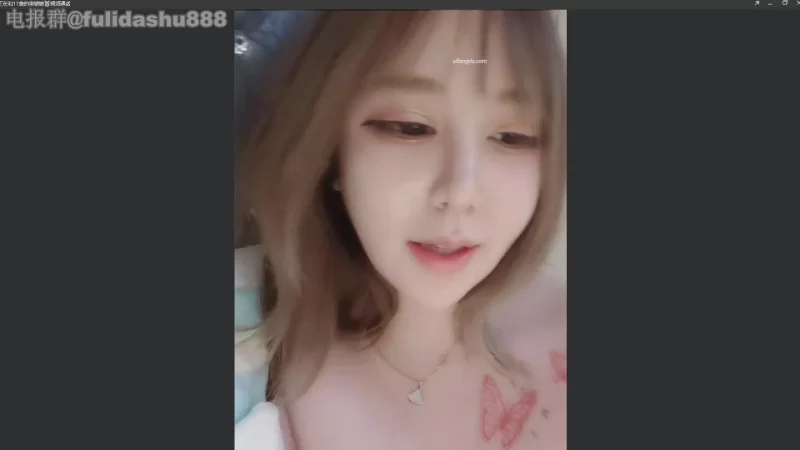 国产主播 自己收集一对一美女聊天视频24【44V+5.6g】