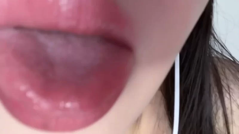 ASMR YUUU    让姐姐尝一下【1+86.7MB】