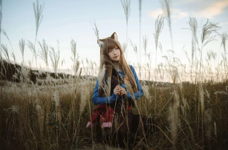 Cosplay ElyEE子 Vol.159 Soft Glow 狼與暖陽 [52P1V-190MB][百度网盘]【52P1V+190M】