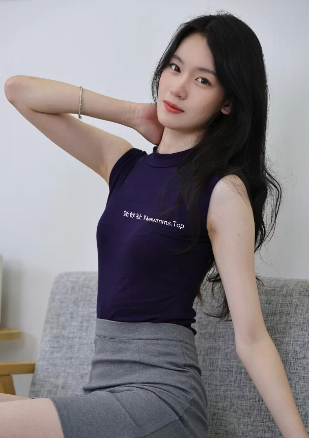美腿/足控 [绮梦摄影]人气足模小艺364（制服裸足）[图包+视频]【465P＋2V+12G】
