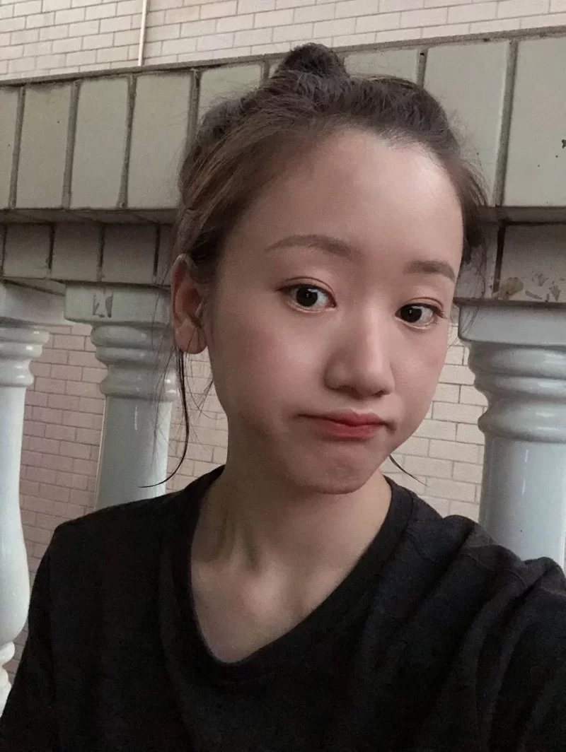 自拍 [国庆特刊二]反差9人组你的女神在别人那里不过是条母狗【v92,p371+1.16G】