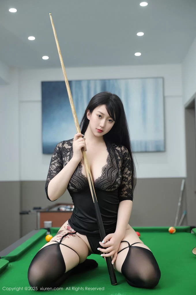 国产模特 李沁恩lrene性感黑色情趣内衣配黑丝吊袜秀美腿【80P+813MB】