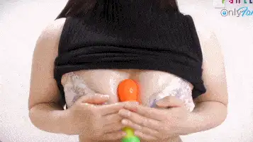 ASMR [Fantia-R18]ポメ子 2025.09.07 [ASMR]お姉さんの着衣パイズリ【1+1.4G】