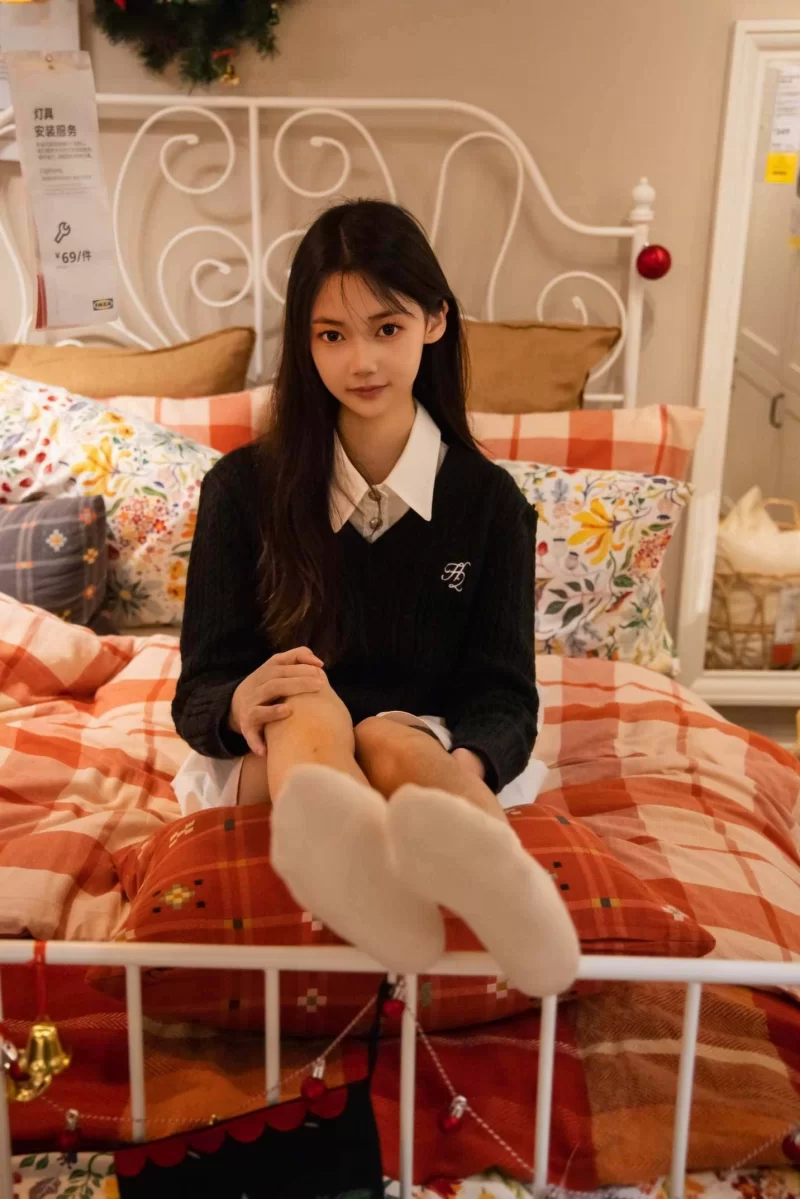 [足愉心]鹿鹿 足拍视图【110P+2V+11.7G】