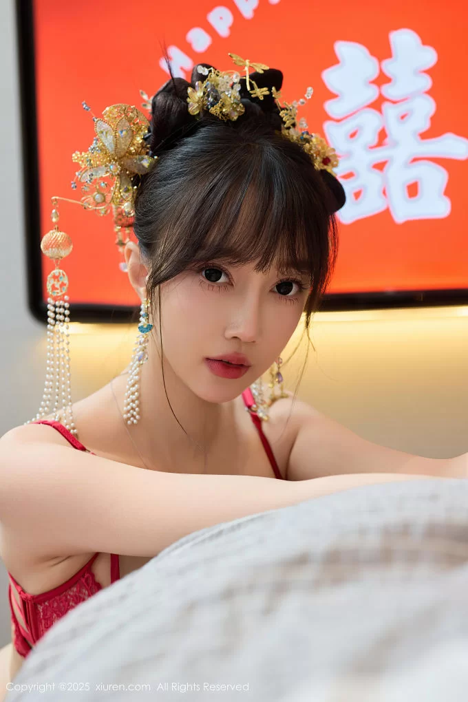 国产模特 玥儿玥er性感红色蕾丝内衣配超薄肉丝秀完美身材诱惑写真【72P+898MB】