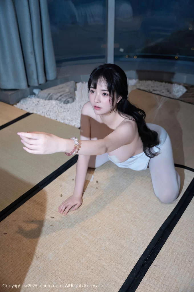 国产模特 软情性感白色芭蕾短裙配白色丝袜秀曼妙身姿完美诱惑写真【78P+806MB】