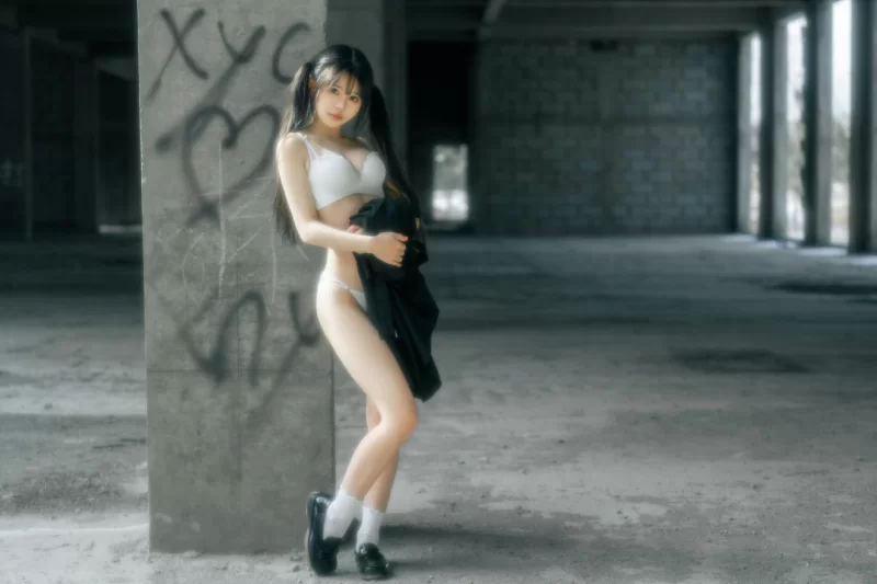 国产coser rua阮阮 失乐园 [55P-687MB]【55P+687M】