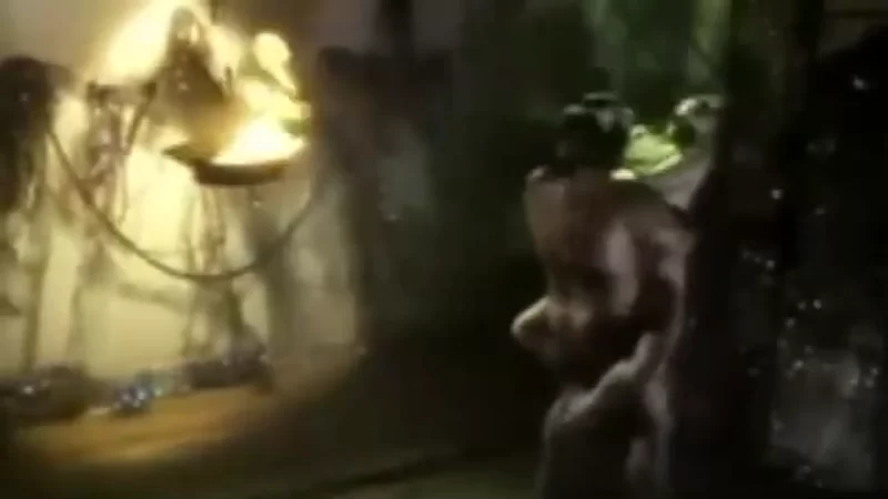 港台 经典香港三级片鬼狐胡慧中主演（国粤双语版）【v1+4g】