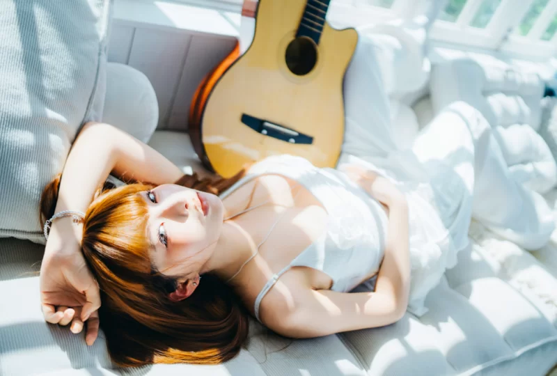 腿控足控 蠢沫沫_10月自拍3 [29P]【29P+750m】