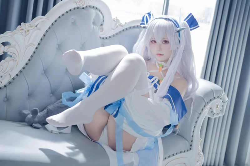 国产coser [COSPLAY] lunananya - 拉菲 II (碧蓝航线)【55p+300m】