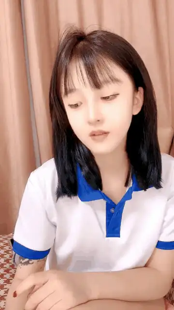 美女御姐 颜值很高的清纯美少女露脸来了大姨妈还发骚呢跟狼友撩【2+4501MB】