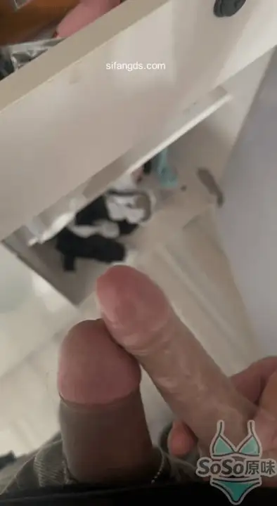 其他 [潜入玩原味]开锁潜入房间打胶 门外录音啪啪叫床【13v8p+822M】