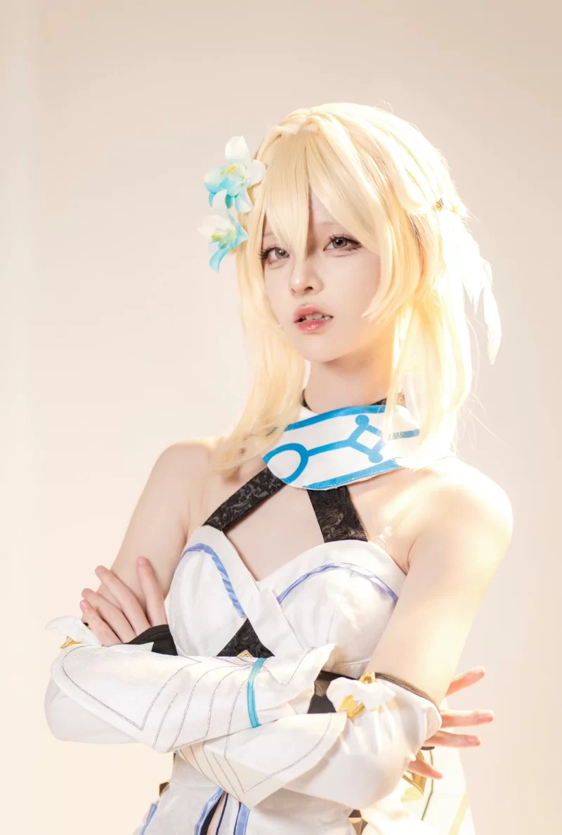 明星换脸 [MU鱼花出品]色情Coser~樱井绿子~淫荡反差小视频拓展预览【7V+7GIF+5P+164.1M】