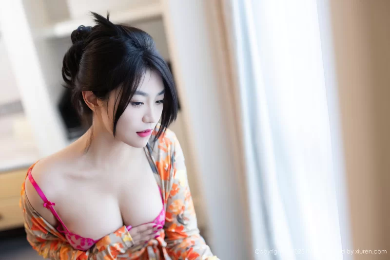 国产模特 VOL.796 许诺Sabrina 肉色丝袜【98P+929MB】