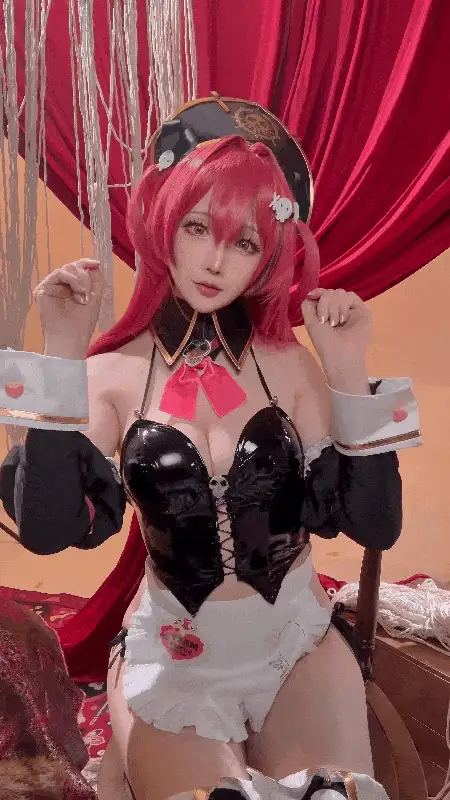 Cosplay 星之迟迟_6月 NlKKE 马斯特 [54P+1V]【54P+1V+1.1g】