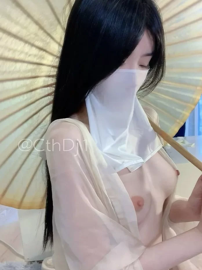 国产模特 闪闪 推特小合集【78P+14M】