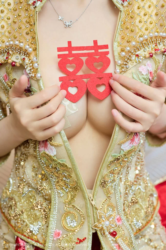 国产模特 玥儿玥er性感红色蕾丝内衣配超薄肉丝秀完美身材诱惑写真【72P+898MB】