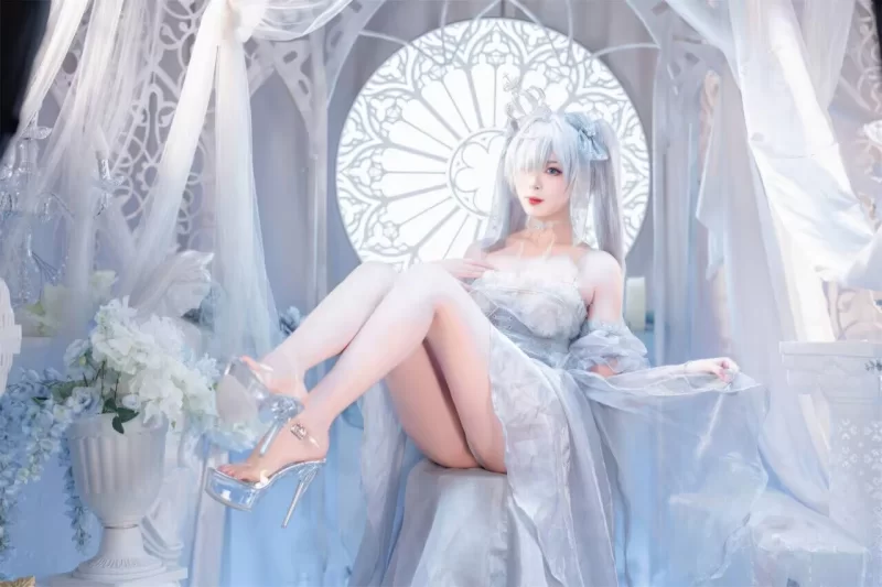 国产coser 轩萧学姐 - Nikke胜利女神 灰姑娘·水晶公主【40P+310M】