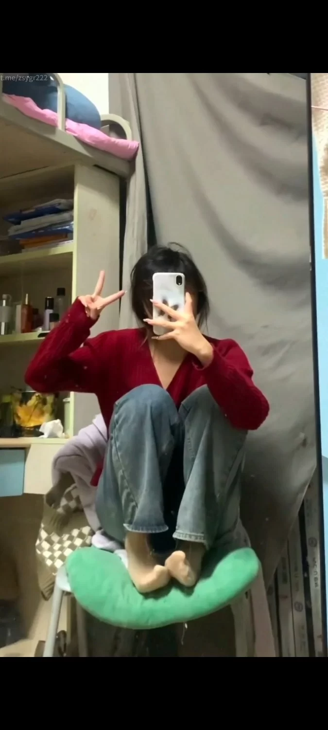 其他 玉足脚底撸管挑战（下）【1v+791.73m】