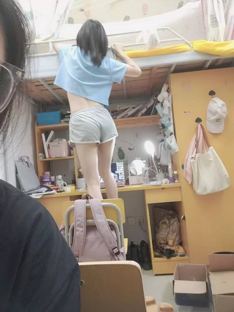 自拍 推特萝莉小圈母狗25g大合集各种打屁股各种调教人生必看【nv+25g】