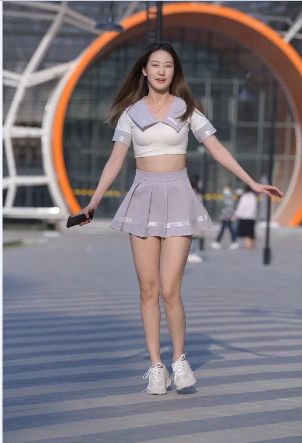 国产模特 街拍模特 若雨16 一始街拍作品 - 下一站守候 学生装【763P+2V+图片17G+视频20G】