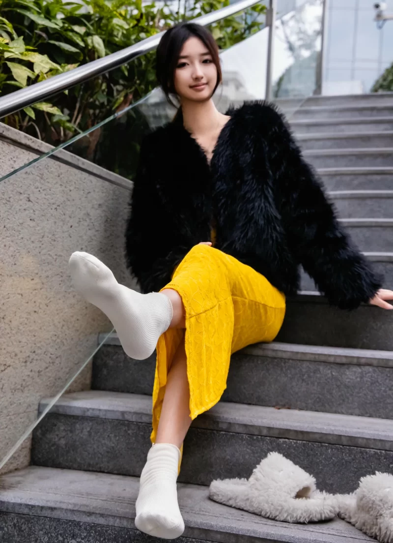 国产模特 [足愉心]12期足部美学 超清原档典藏写真（含4K视频）【12套+147.8G】